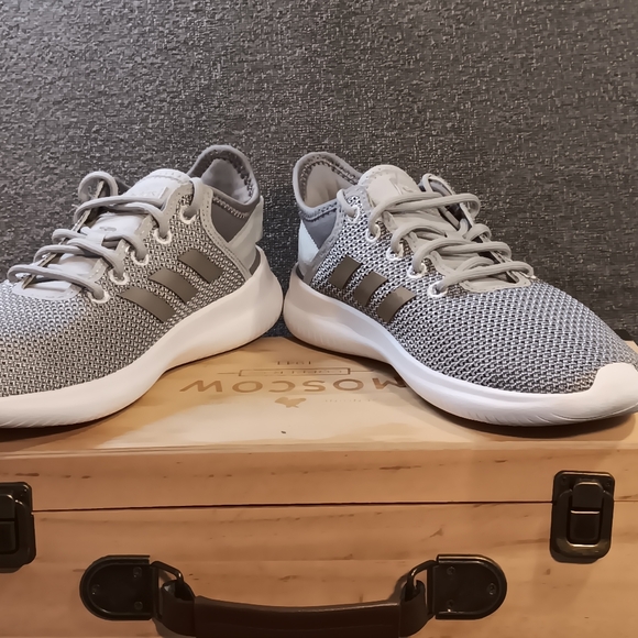 Adidas Women's Cloudfoam QT Flex Running Shoes, Size 6.5 - Picture 8 of 9